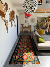 Charger l'image dans la galerie, Tapis Moldave Summer 7