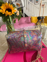 Charger l'image dans la galerie, Sac Bee by Sandra en cuir croco et python Red Carpet 🔥🔥🔥