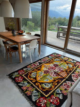 Charger l'image dans la galerie, Tapis Moldave Vintage Victoire 2