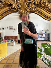 Charger l'image dans la galerie, Sac Bee By Sandra tout en cuir Zébra Lova 🦓💙💙🪩