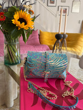 Charger l'image dans la galerie, Sac Bee By Sandra tout en cuir Zébra Lova 🦓💙💙🪩