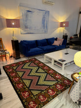Charger l'image dans la galerie, Tapis Moldave Vintage Diane 4