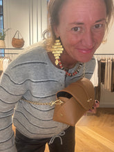 Upload image to gallery, SAC EN CUIR GRAINÉ CARAMEL ROSALIE