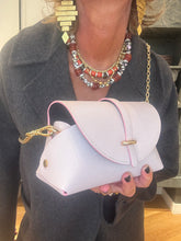 Charger l'image dans la galerie, SAC EN CUIR GRAINÉ ROSE POUDRÉ MARIE