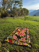 Charger l'image dans la galerie, Tapis Moldave Vintage Hansel et Gretel 1