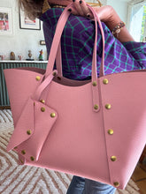 Upload image to gallery, SAC CABAS GEORGES CUIR GRAINÉ ROSE