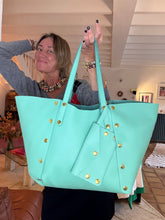 Upload image to gallery, SAC CABAS GEORGES CUIR LISSE DIABOLO MENTHE