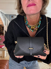 Upload image to gallery, SAC EN CUIR GRAINÉ NOIR PAVLOV