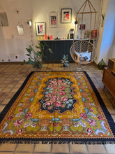 Charger l'image dans la galerie, Tapis Moldave Vintage Flamme 1