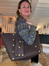 Charger l'image dans la galerie, SAC CABAS GEORGES CUIR GRAINÉ CHOCOLAT