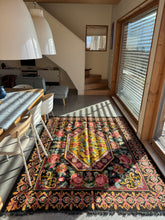 Charger l'image dans la galerie, Tapis Moldave Vintage Yakari 1