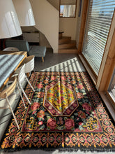 Charger l'image dans la galerie, Tapis Moldave Vintage Yakari 1