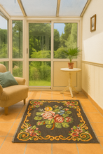 Charger l'image dans la galerie, Tapis Moldave Vintage Réf 083