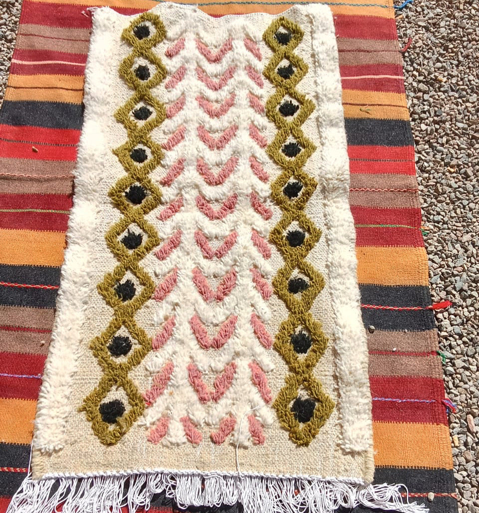 Tapis Béni Ouarain Neuf tissé sur un Kilim Neuf Gift 7