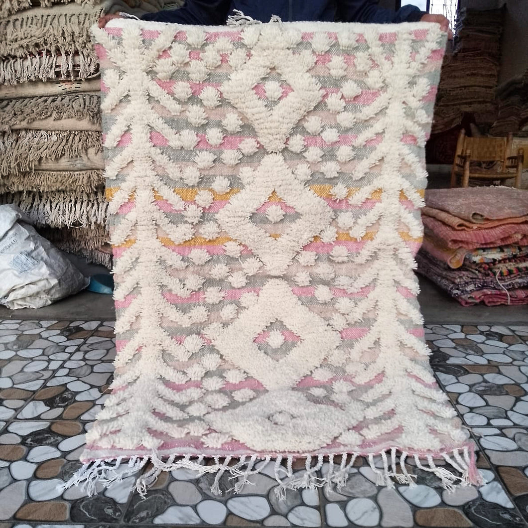 Tapis Béni Ouarain Neuf tissé sur un Kilim Neuf Fraise 1