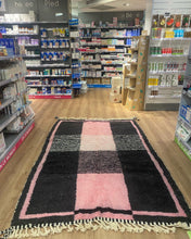 Charger l&#39;image dans la galerie, Tapis Béni Ouarain Neuf My Little French Pharmacy 2
