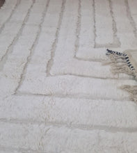 Charger l&#39;image dans la galerie, Tapis Béni Ouarain Neuf Extra 1
