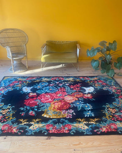 Grand tapis moldave à fleurs coloré