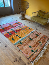 Charger l&#39;image dans la galerie, Tapis Boujaad Neuf en laine recyclée Sunrise
