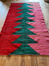 Charger l&#39;image dans la galerie, Tapis Kilim Boucherouite Neuf en coton et soie Good Vibes 4
