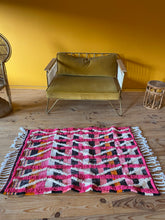 Charger l&#39;image dans la galerie, Tapis Béni Ouarain Neuf tissé sur un Kilim Neuf Bamba 1
