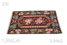 Charger l'image dans la galerie, Tapis Moldave Vintage Réf 370
