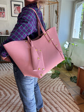 Upload image to gallery, SAC CABAS GEORGES CUIR GRAINÉ ROSE
