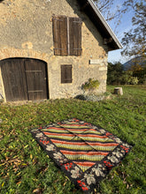 Charger l&#39;image dans la galerie, Tapis Moldave Vintage Hansel et Gretel 3
