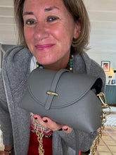 Upload image to gallery, SAC EN CUIR GRAINÉ GRIS PHILIPPE
