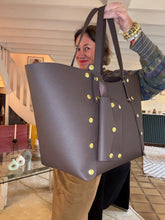 Charger l'image dans la galerie, SAC CABAS GEORGES CUIR GRAINÉ CHOCOLAT
