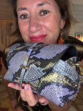 Charger l'image dans la galerie, SAC CUIR FAÇON REPTILE MAGNUM
