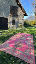Charger l&#39;image dans la galerie, Tapis Boujaad Vintage Portofino 8
