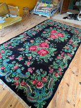 Charger l&#39;image dans la galerie, Tapis Moldve Vintage Crush
