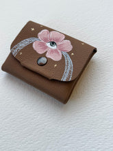 Charger l'image dans la galerie, Porte Monnaie En Cuir Eyes Love You
