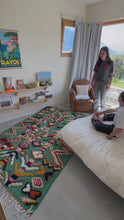 Charger et lire la vidéo dans la visionneuse de la Galerie, Tapis Béni Ouarain Neuf tissé sur un Kilim Neuf Simone 3
