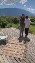 Charger et lire la vidéo dans la visionneuse de la Galerie, Tapis en Rafia Simone 5
