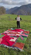 Charger et lire la vidéo dans la visionneuse de la Galerie, Tapis Béni Ouarain Neuf Wanda 3
