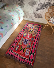 Charger l&#39;image dans la galerie, Tapis Azilal Vintage Emotion 2
