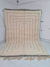 Charger l&#39;image dans la galerie, Grand tapis berbère blanc en laine
