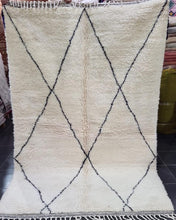 Charger l&#39;image dans la galerie, Tapis marocain pour un décor berbère en laine

