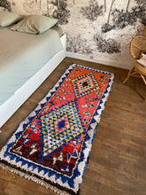 Charger l&#39;image dans la galerie, Tapis Boucherouite Vintage Snow 4
